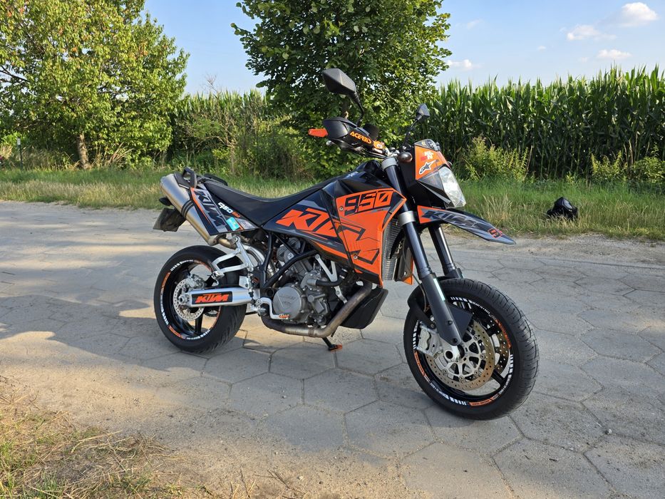 KTM