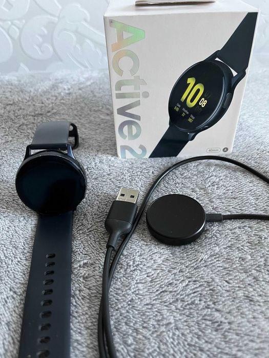 Smartwatch SAMSUNG Galaxy Watch Active 2  Aluminium Czarny 40mm