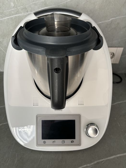 Bimby TM5 usada com varoma