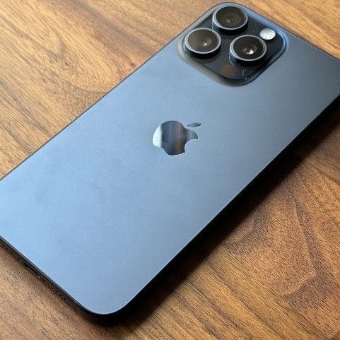 Iphone 15 pro max com garantia