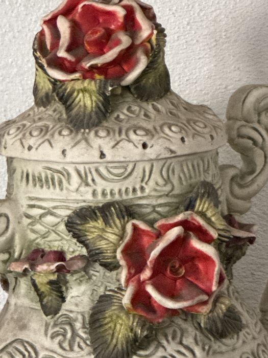 Peca decorativa em loiça