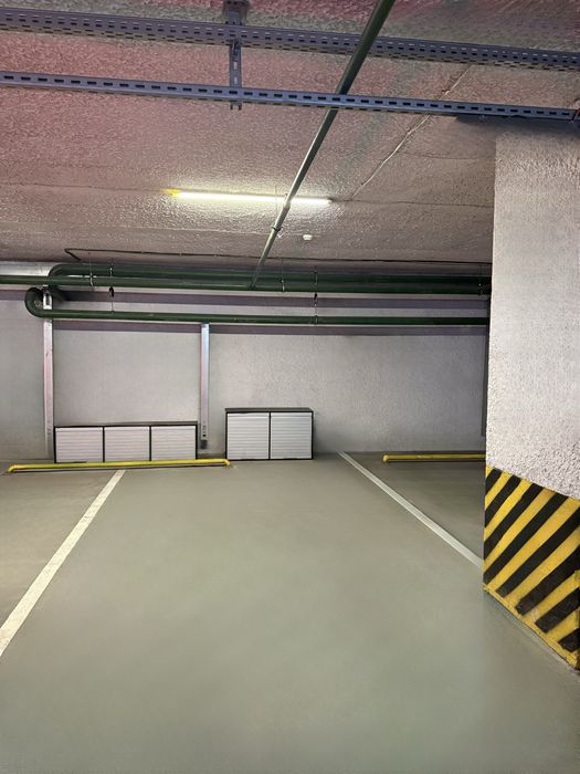 Продажа Паркинг Паркомісце  Бажана 10,12,14,16