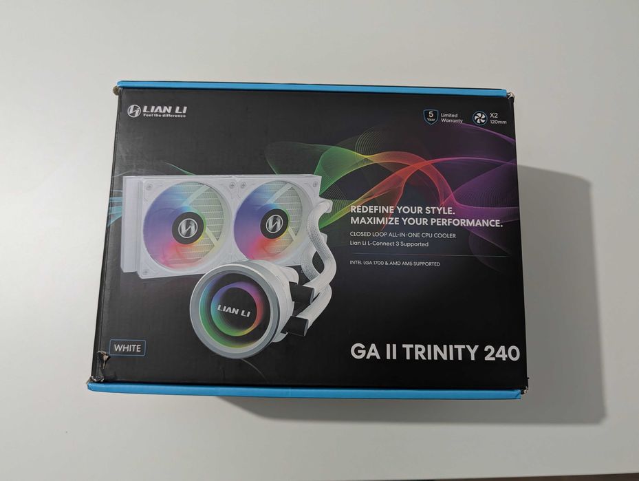 Lian Li GALAHAD II Trinity 240 ARGB Cooler Branco