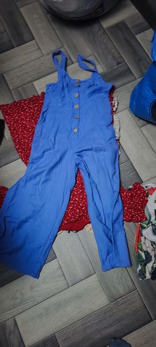 Віддам пакети жіночого одягу різного розміру за 100 грн