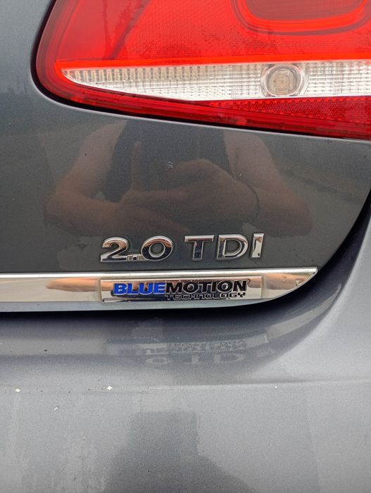 maska passat B7 przedni pas 2.0 tdi przedni zderzak passat B7