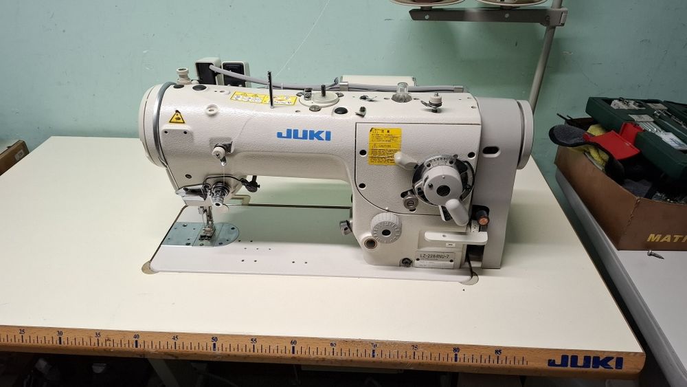 Швейне обладнання Juki. Швейна машина, розпошивальна, петельна оверлок