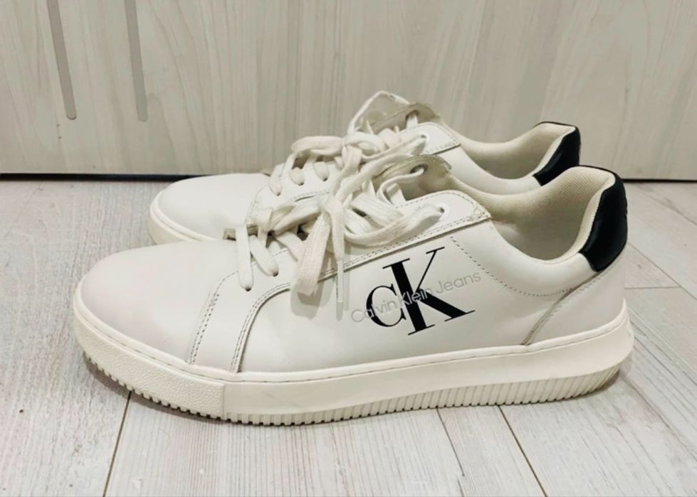 Calvin Klein Jeans Sneakersy Chunky Cupsole Monologo białe 44