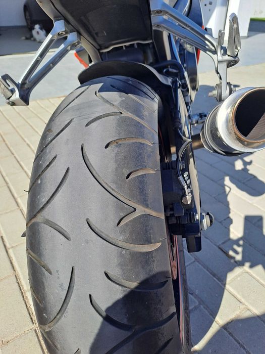 Suzuki gsxr 600 k8