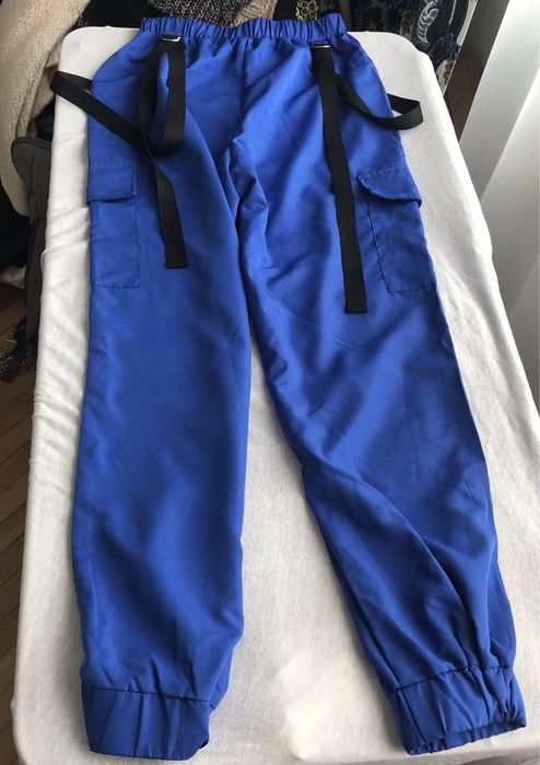 Niebieskie spodnie Cargo / Joggersy SHEIN – Styl Streetwear S