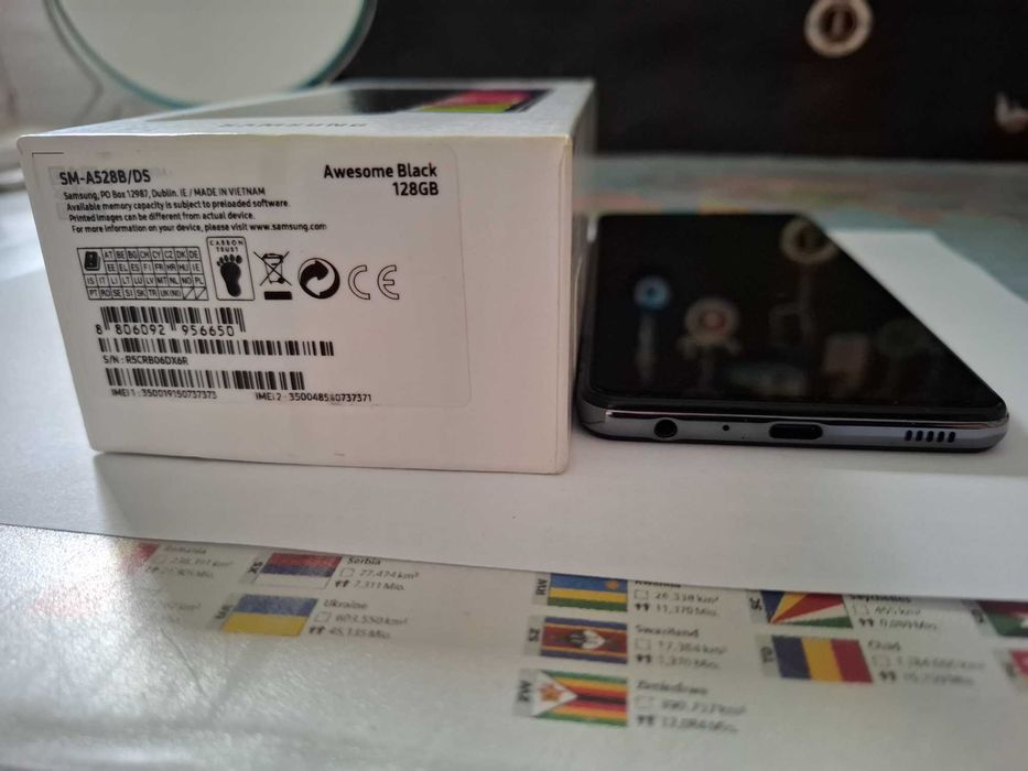 Smartfon SAMSUNG Galaxy A52s 5G 6/128GB 6.5" 120Hz Czarny SM-A528