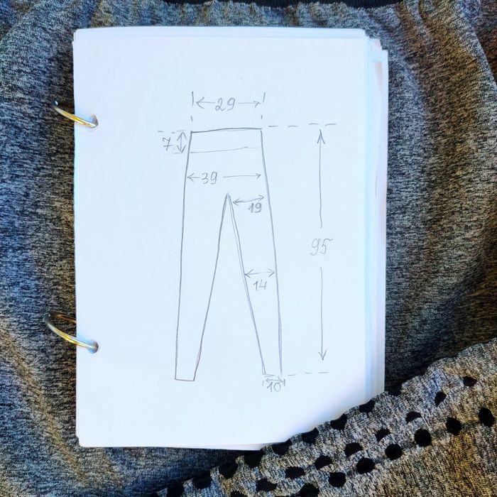 Леггинсы серые круги градиент для спорта для девочек Размер S НОВЫЕ