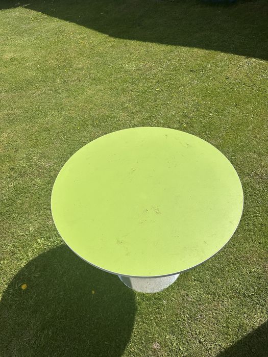 4 szt Okraglych stolikow na nóżce 80cm