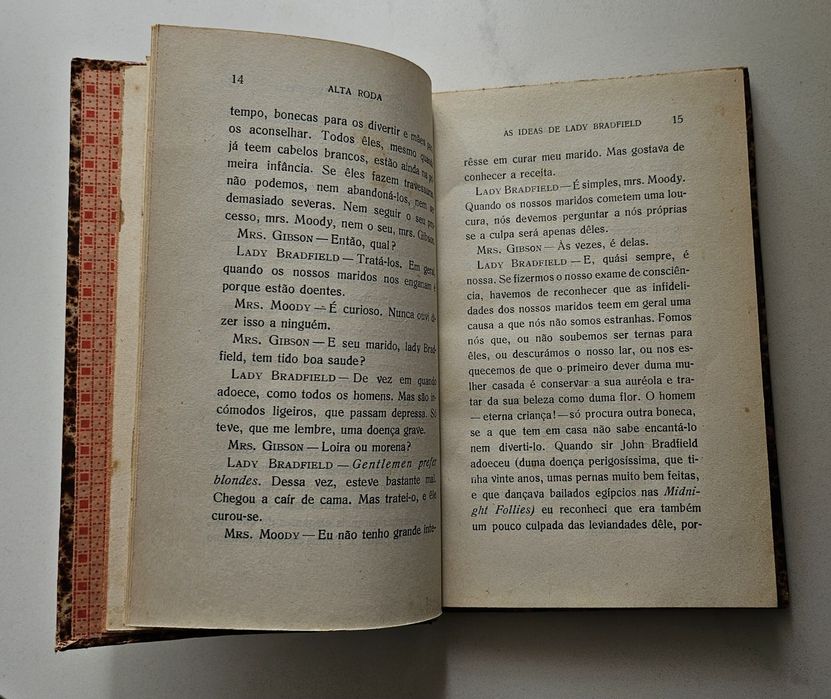 Livro antigo "Alta Roda" de Júlio Dantas, primeira edição