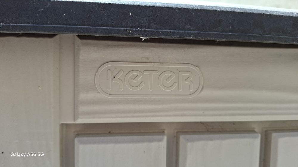 Arca de resina KETER 845L