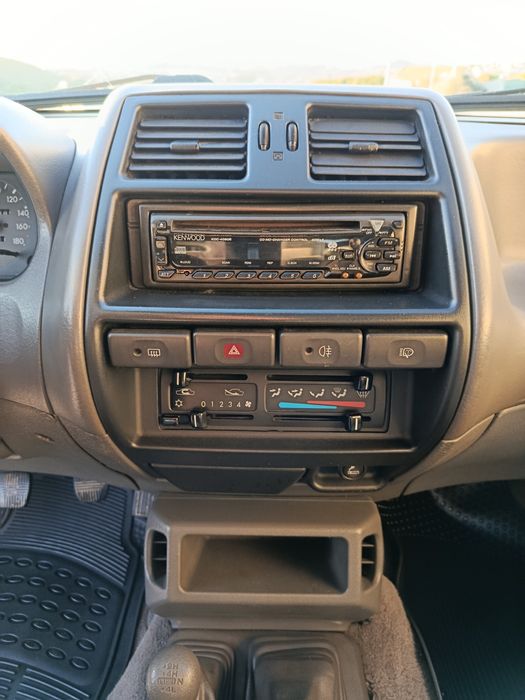 Nissan Terrano 2.7 TD Maverick