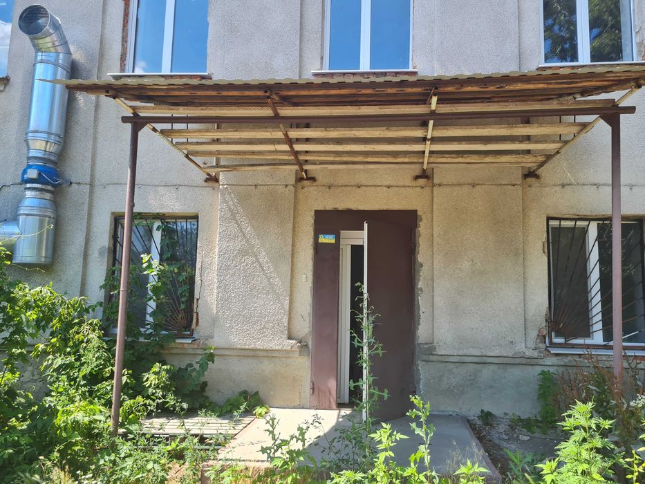 Сдам 155м2 под пищевое или другое ком-е использование ул Глобинская 9