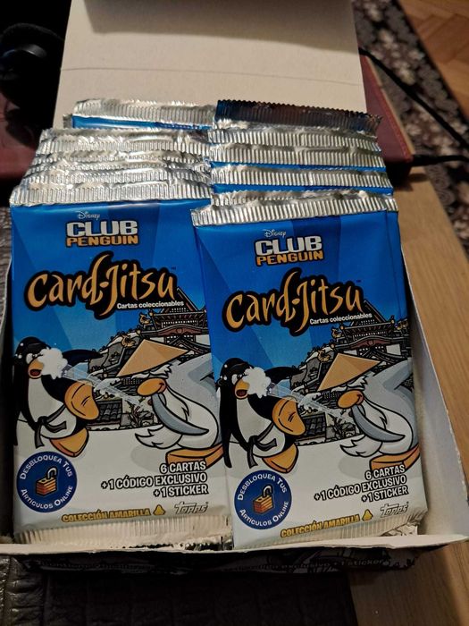 Topps Club Penguin Card-Jitsu Series 3 2009 Box x2 (Wersja hiszpańska)