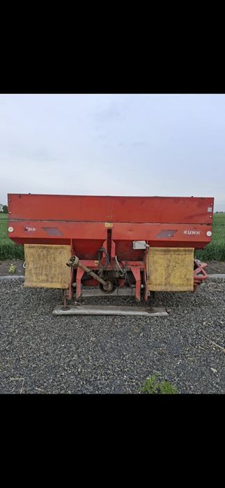 Rozsiewacz kuhn 1141 amazone