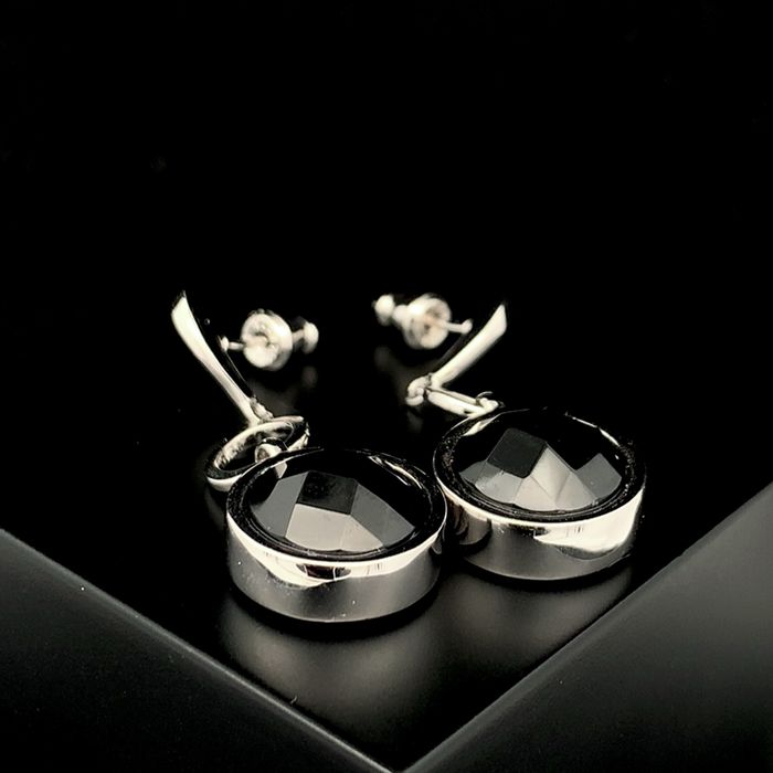 Kolczyki Elle Jewellery ze srebra 925 z onyksem – luksusowy szyk