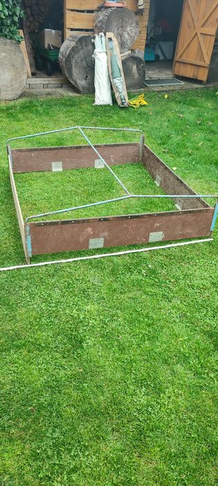 Stelaż przyczepy i borty