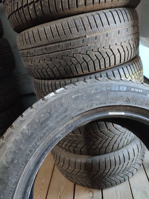 Резина 225/55 r18 Bridgestone Bllizak LM80evo