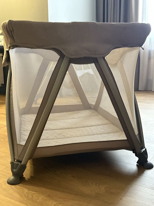 Продам манеж кровать