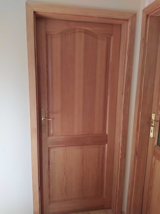 Sprzedam skrzydla drzwiowe sosnowe