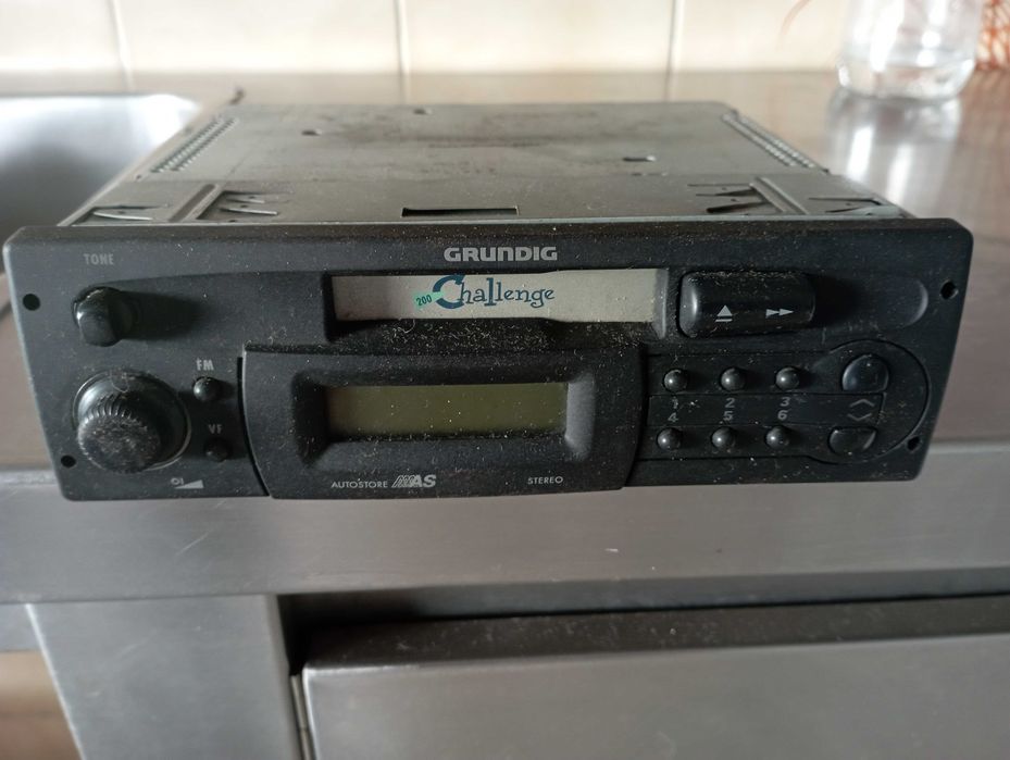 Auto Radio Grundig