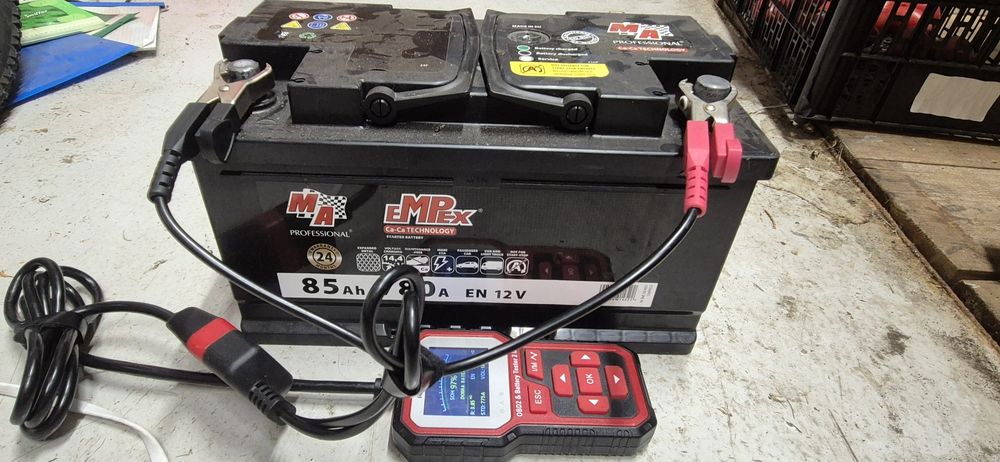 Akumulator Moje Auto Professional Empex 85Ah 780A 12V P+
Pa