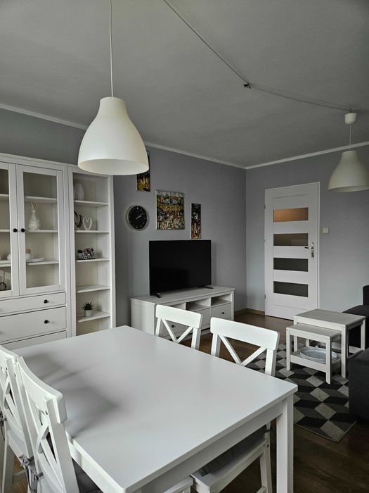 Przestronne dwupokojowe mieszkanie na os. Obrońców Pokoju w Gliwicach