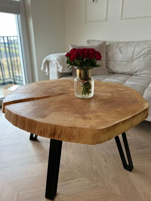 Stolik z Plastra Drewna