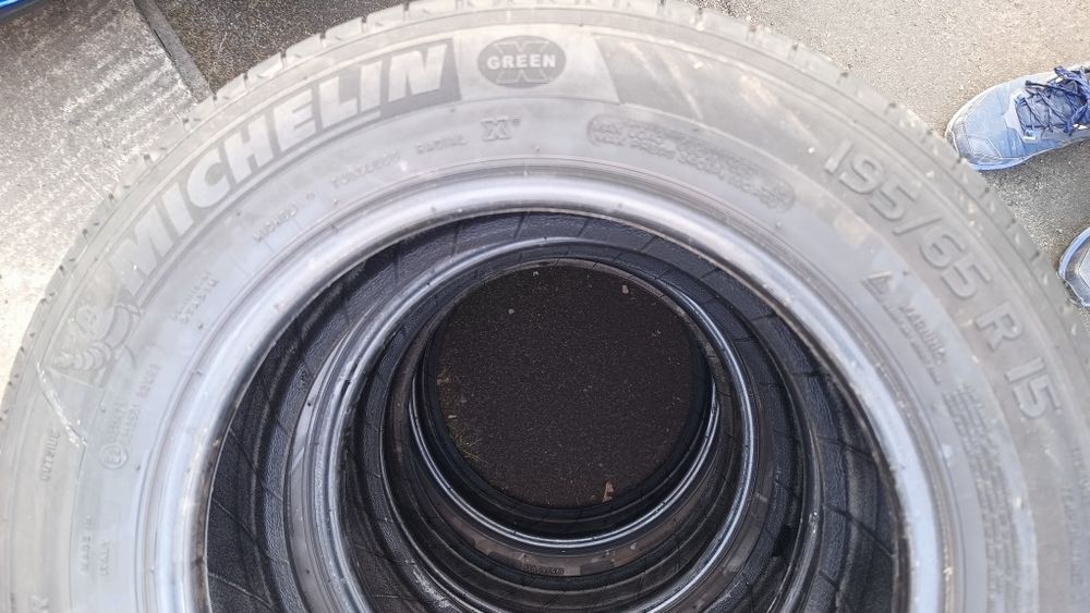 Michelin energy saver 195 65 15