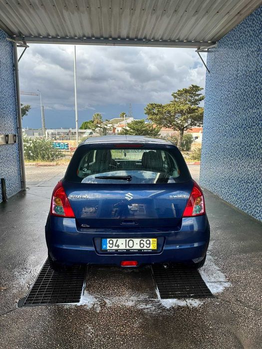 Carro SUZUKI 2009 Swift