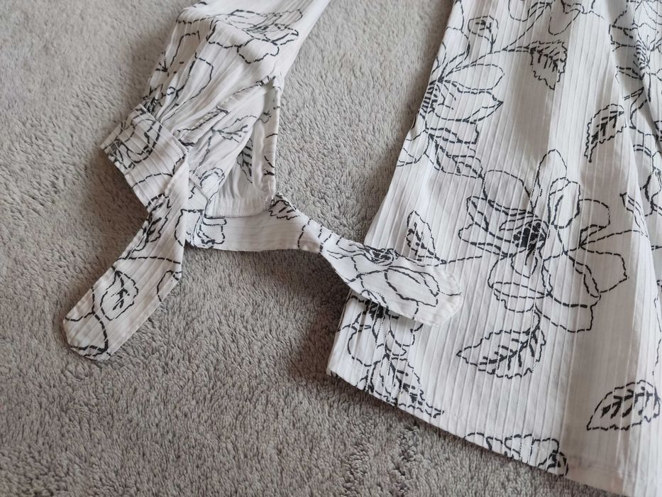 koszula r.S Happy Mum ciąża jasna wzór róża wiązana elegancka