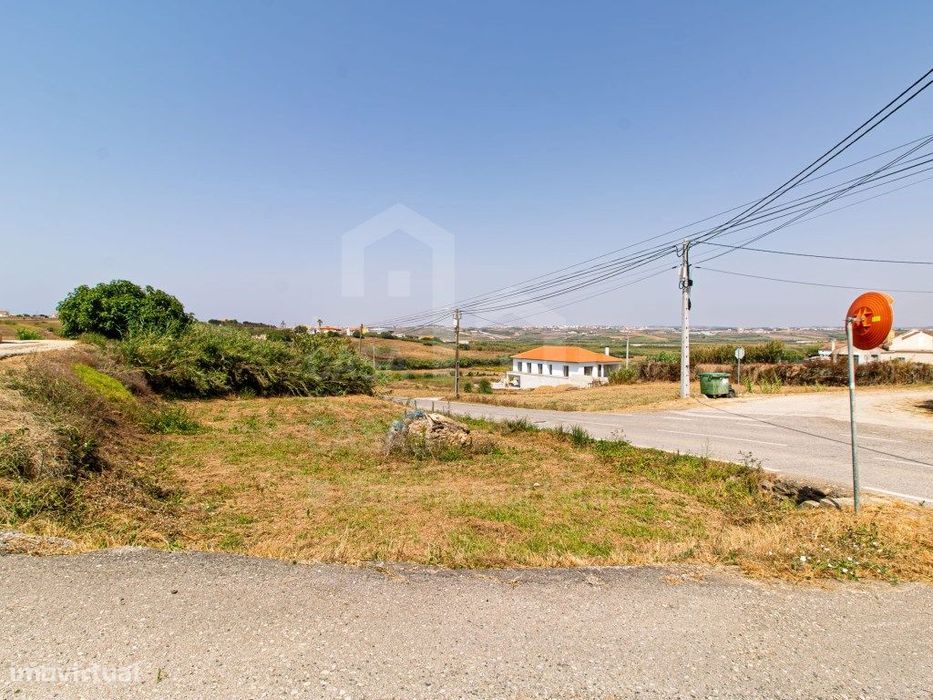 Vende Terreno - Ericeira 18 km, A Casa das Casas