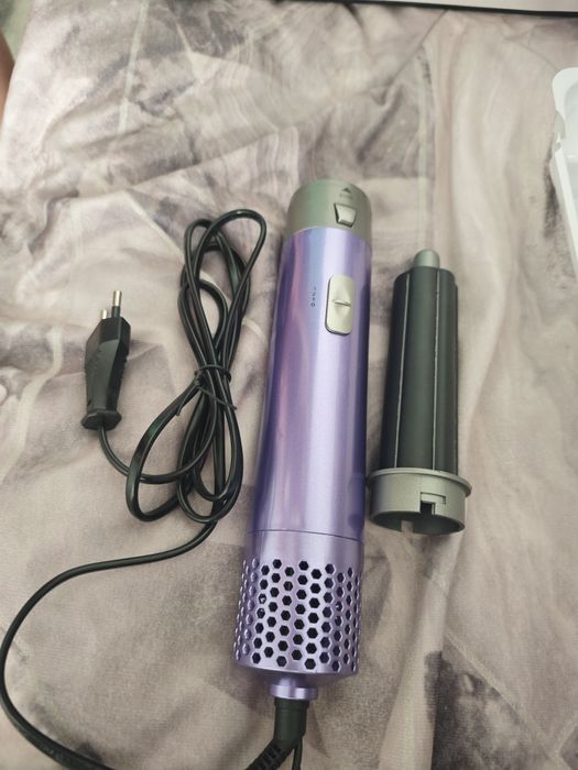 Многофункциональный фен-стайлер