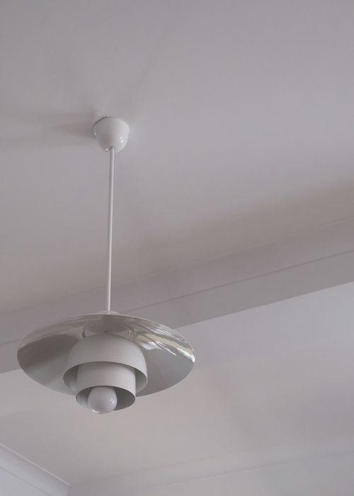 Candeeiro branco estilo nórdico