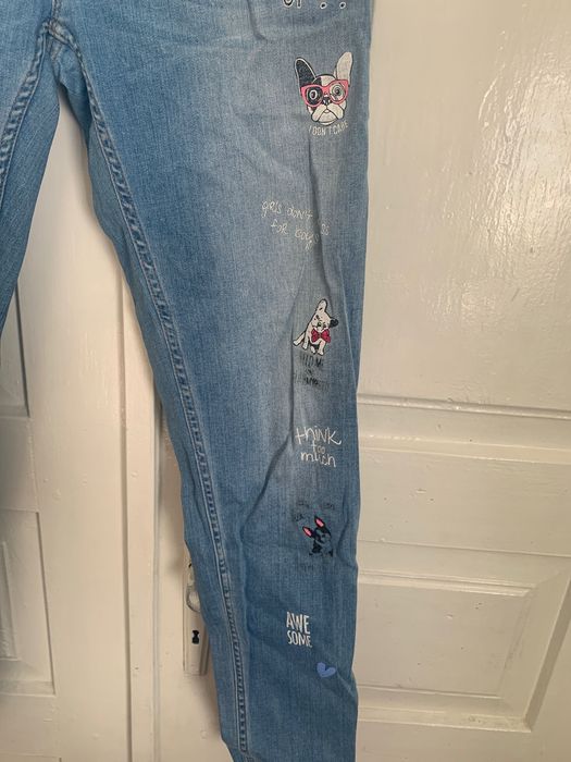 Spodnie jeansy Mohito