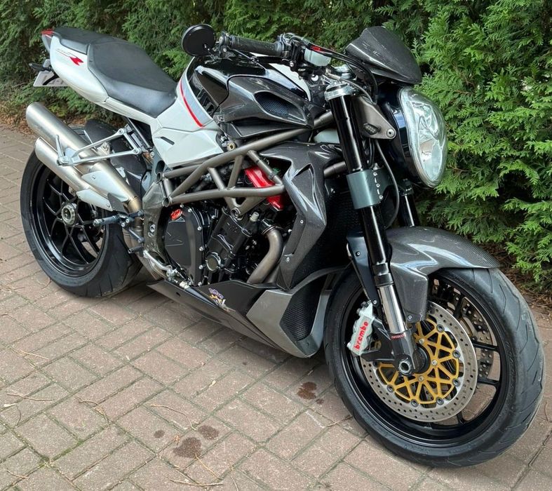 MV AGUSTA Brutale 1090 R raty transport