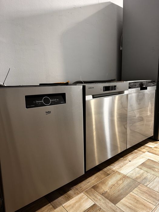Вбудована посудомийна машина SAMSUNG,привезена з Німеччини.