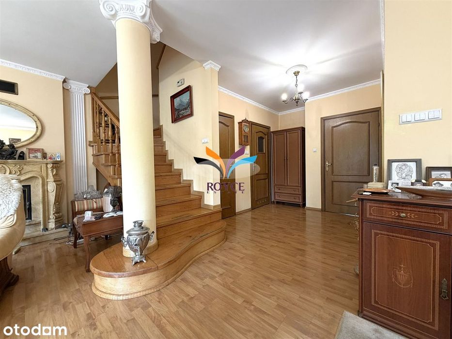Segment skrajny 126m2 działka 235m2 garaż klima