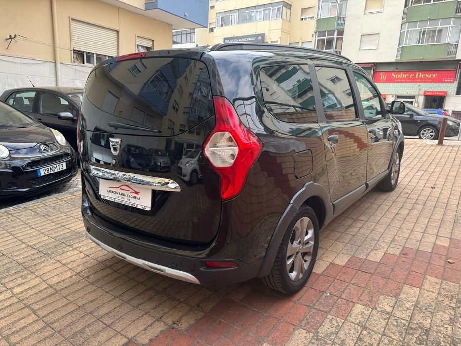 Dacia Lodgy 1.5 DCi - 7 Lugares - 18 Meses de Garantia