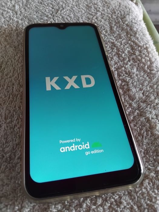 Telemovel Kxd classic core d68s