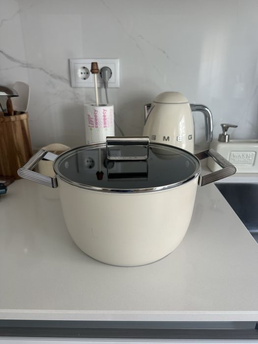 Caçarola SMEG Bege