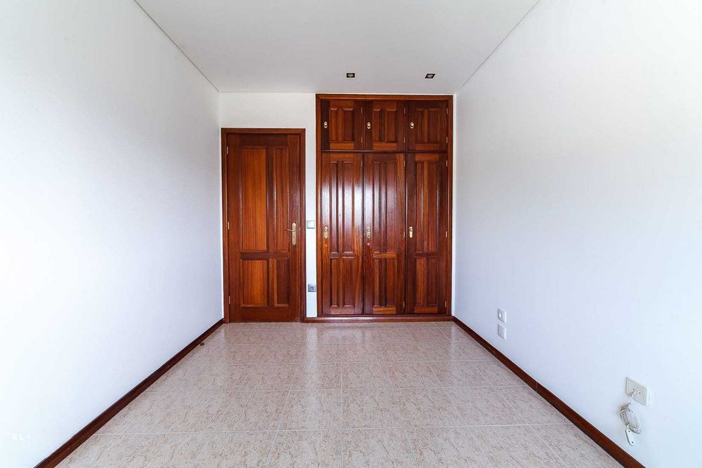 Arrendamento T2 Duplex em Romariz