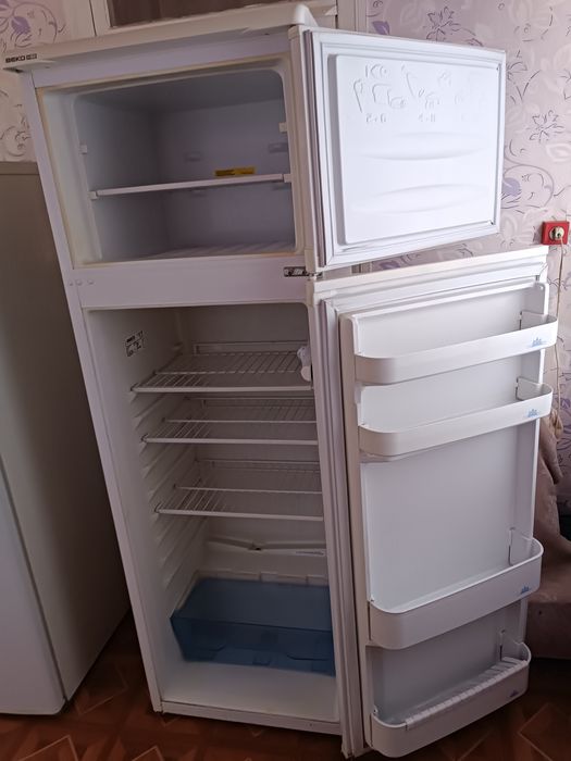Продам холодильник BEKO: 2 500 грн. - Холодильники Каменское на Olx