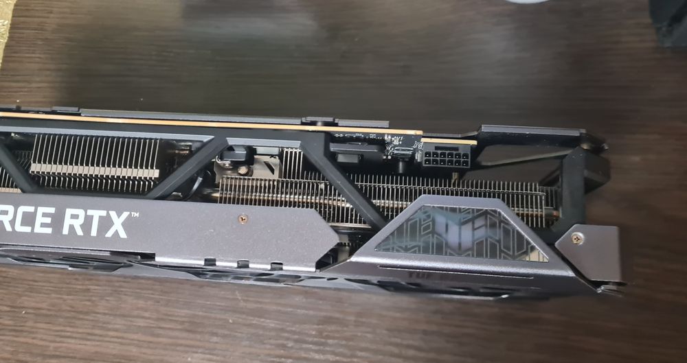 Відеокарта Asus TUF GeForce RTX 4090 Gaming