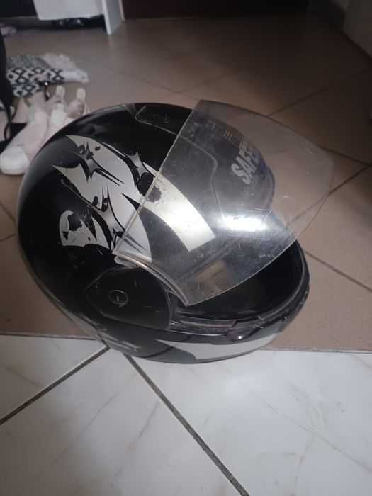 Sprzedam kaski motocyklowe