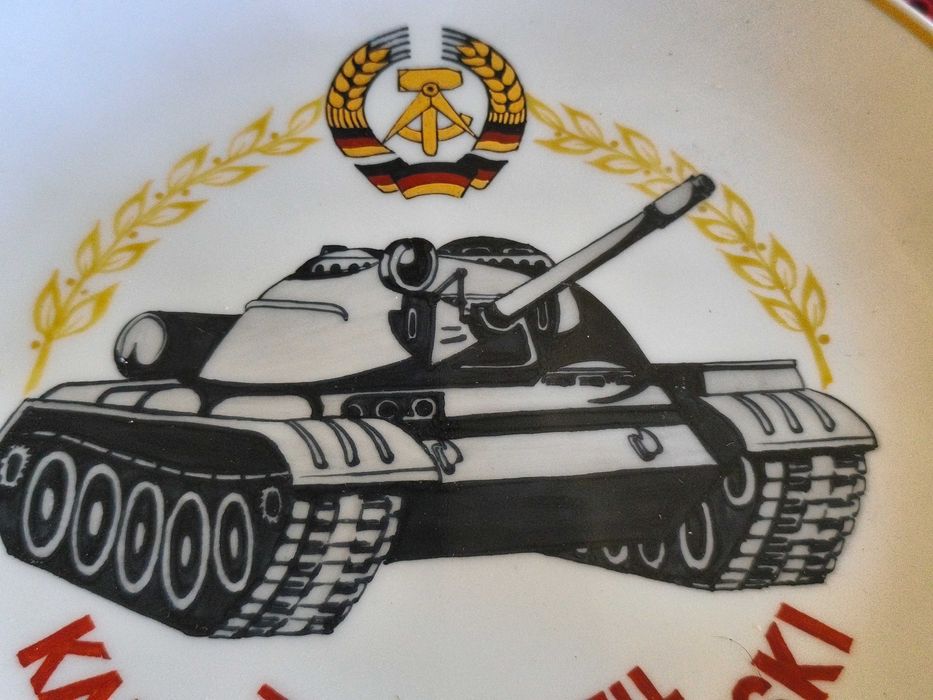 Pamiątkowy talerz kolekcjonerski NRD PRL