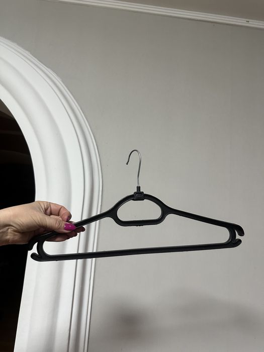 Вішалки тремпрля  для речей